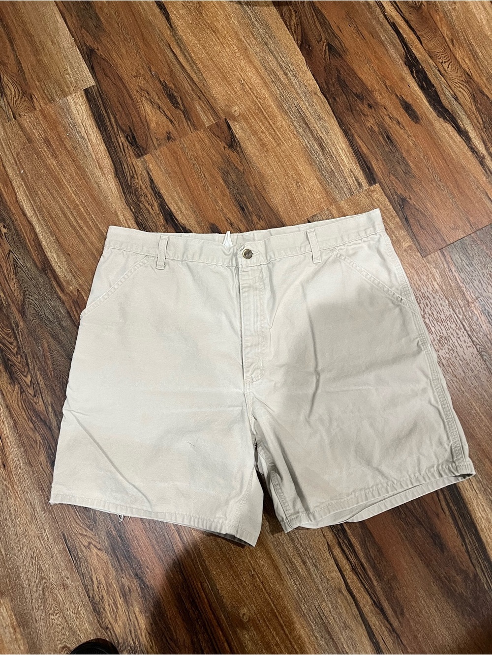 Carhartt Vintage Men's Flat Front Cotton Shorts in Light Beige 36 inch Waist